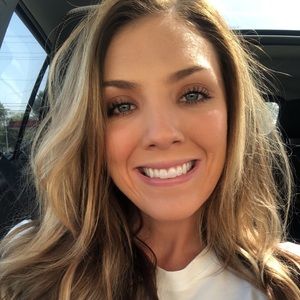 Meet your Posher, Eilish